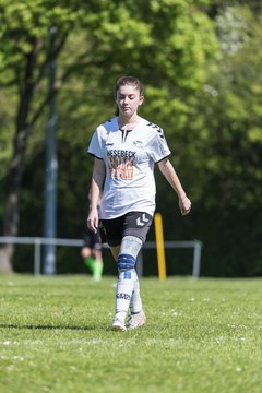 Bild 276 - wBJ SV Henstedt Ulzburg - FSG Oldendorf Itzehoe : Ergebnis: 6:3
